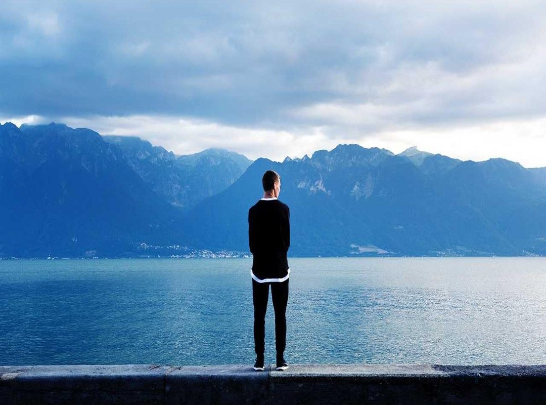 The Flashpoint: How a Neighborly Dispute Became a Legal War